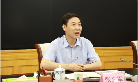 (中共南宁市委常委,南宁市人民政府常务副市长张文军)