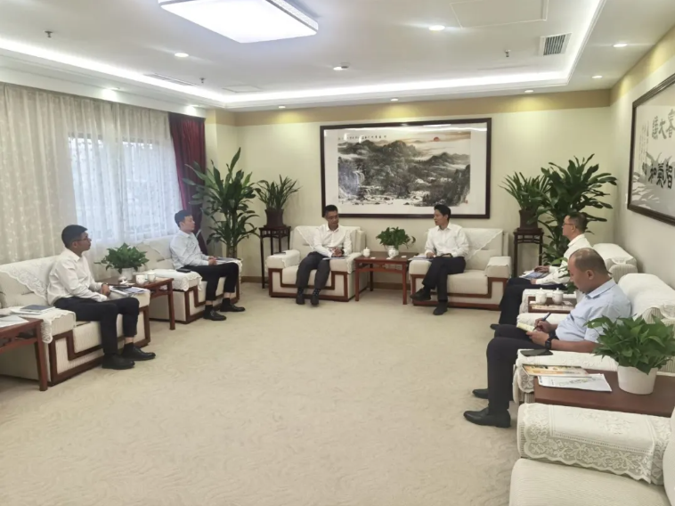 华润置地华东|华润置地高级副总裁孔小凯拜访上海市嘉定区委书记陆方舟